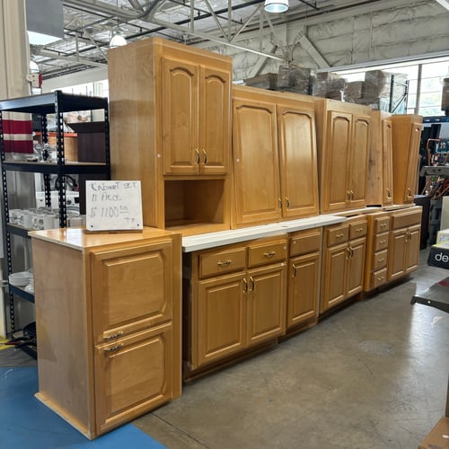 Kitchen Cabinet Set