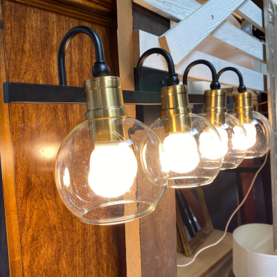Round, modern bulb light fixture